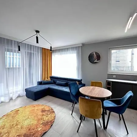 New Apart - Next To Sky Tower Wrocław